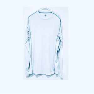 ALO MEM’S WHITE LONG SLEEVE T SHIRT.SIZE MEDIUM